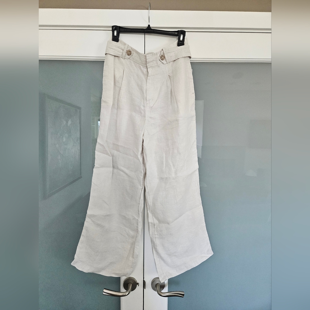 NWT NICOLE MILLER Linen CROP PANTS - Off White